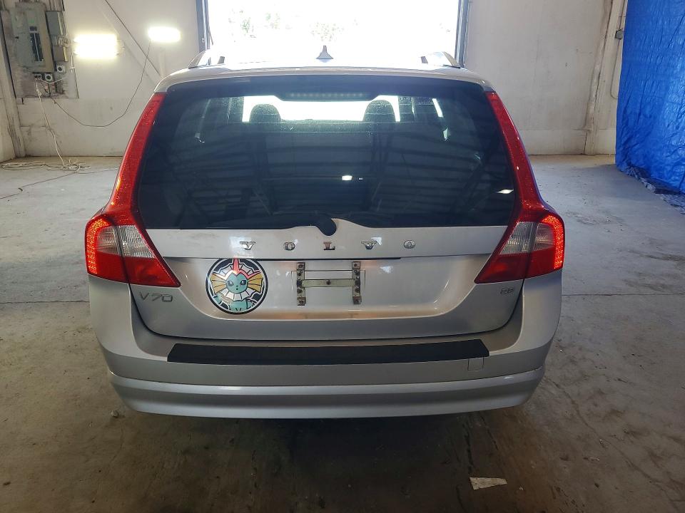 2010 Volvo V70 VIN YV1982BW5A1159910 COPART salvage auction — FRONT END, Ky - Cert Of Title-Salvage, sold $300 on 2026-08-24 (photo 6)