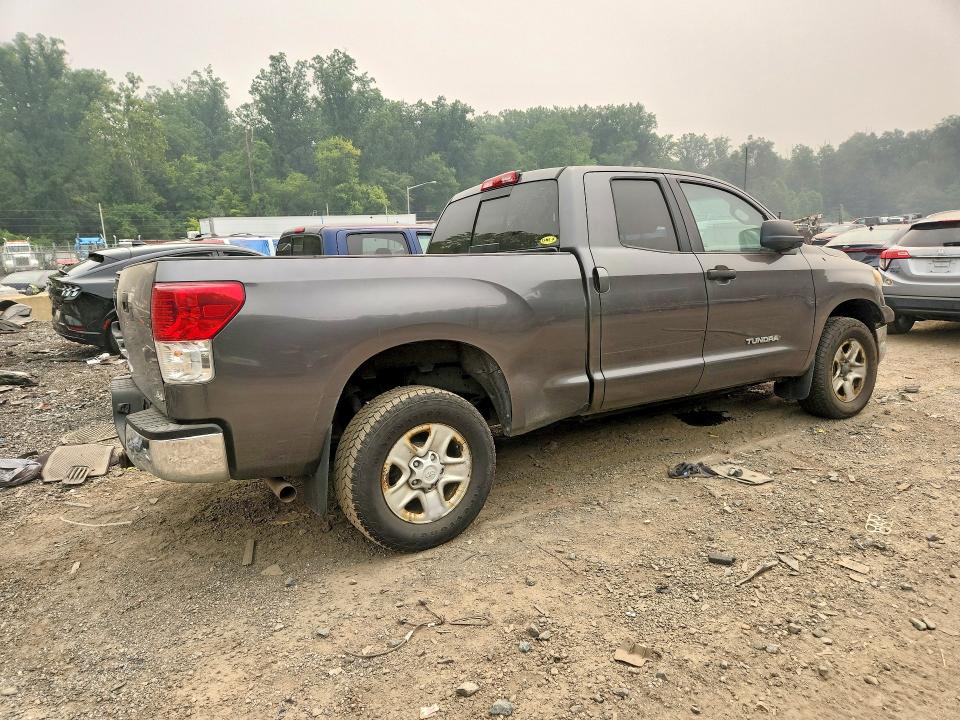 2013 Toyota Tundra VIN 5TFUM5F1XDX042224 COPART salvage auction — MINOR DENT/SCRATCHES, PA - CERT OF TITLE, sold $3,450 on 2026-07-28 (photo 3)