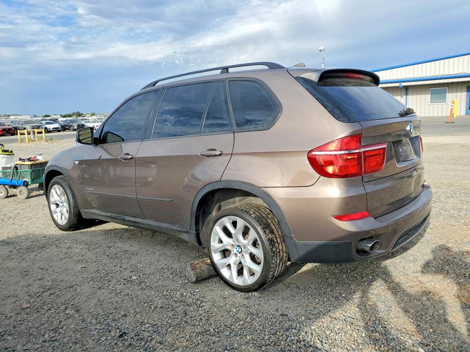 2013 BMW X5 VIN 5UXZV4C55D0B17314 COPART salvage auction — MECHANICAL, Ca - Dis/Dlr/Exp Only Clean Title, sold $1,300 on 2026-07-28 (photo 2)