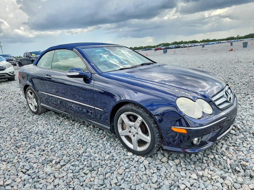 2009 Mercedes-benz Clk-klasse VIN WDBTK56F09T104997 COPART salvage auction — MINOR DENT/SCRATCHES, FL - CERT OF TITLE SLVG REBUILDABLE, sold $1,450 on 2026-07-31 (photo 4)