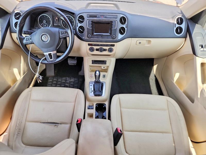 2016 Volkswagen Tiguan VIN WVGBV7AX8GW528645 COPART salvage auction — VANDALISM, Md - Certificate Of Title, sold $500 on 2026-08-04 (photo 8)