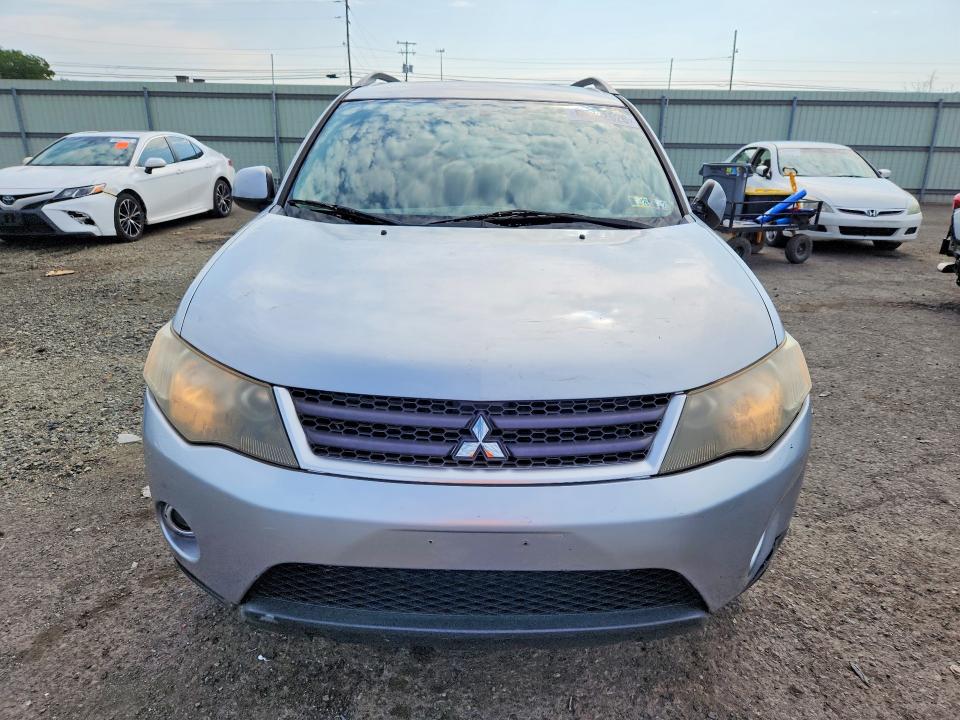 2007 Mitsubishi Outlander VIN JA4MT31X67U011541 COPART salvage auction — MINOR DENT/SCRATCHES, Pa - Certificate Of Salvage, sold $600 on 2026-07-31 (photo 5)