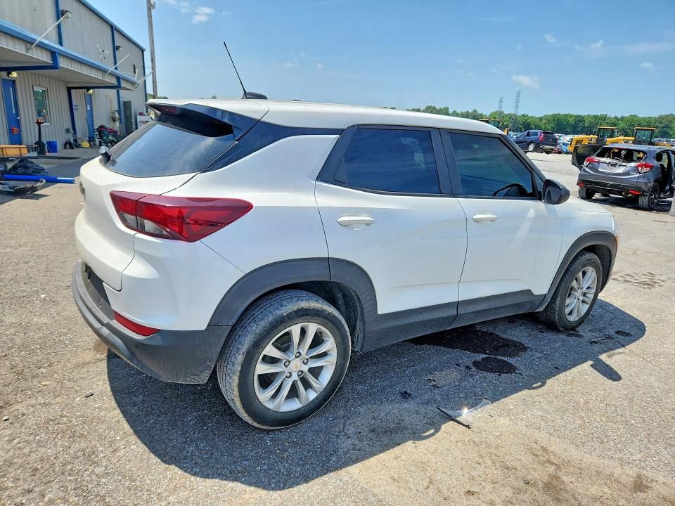 2021 Chevrolet Trailblazer VIN KL79MMS27MB045090 COPART salvage auction — MINOR DENT/SCRATCHES, Tn - Certificate Of Title (P), sold $3,300 on 2026-07-16 (photo 3)