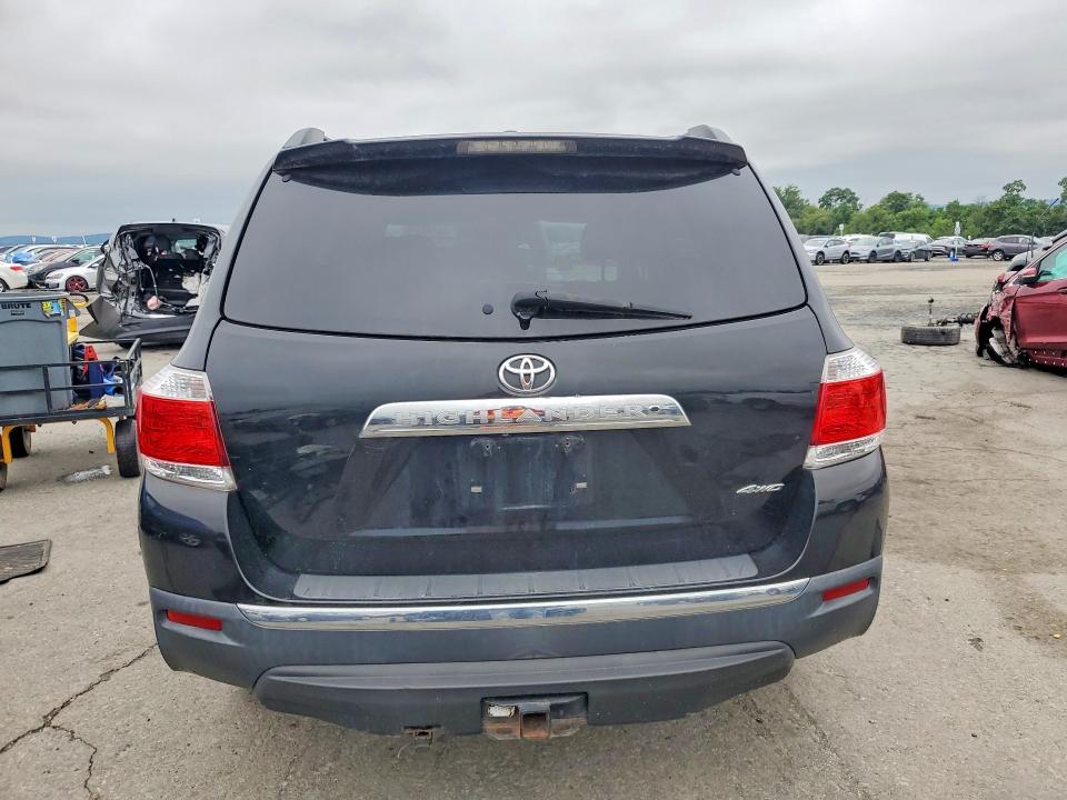 2012 Toyota Highlander VIN 5TDBK3EH9CS099244 COPART salvage auction — FRONT END, Pa - Certificate Of Salvage, sold $2,950 on 2026-07-31 (photo 6)