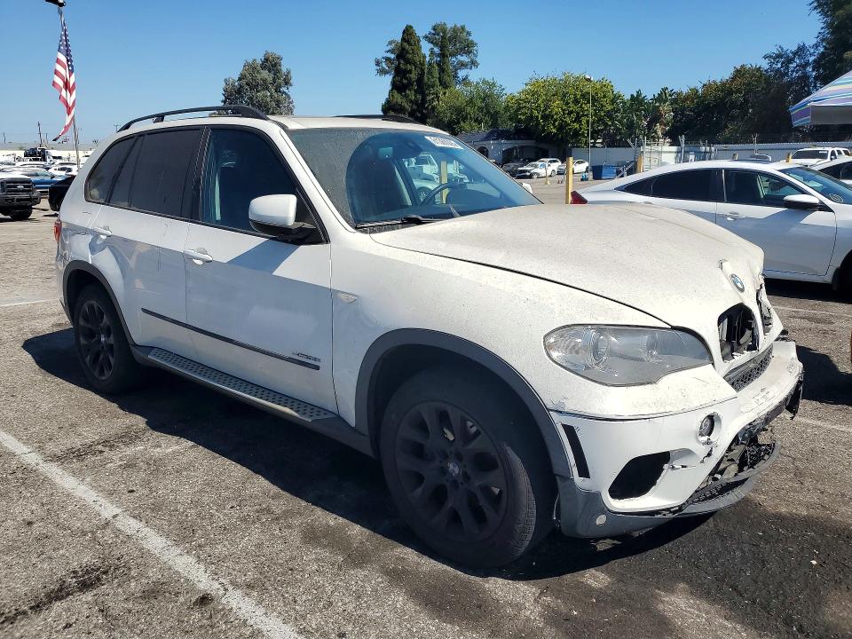 2013 BMW X5 VIN 5UXZV4C57D0B06346 COPART salvage auction — FRONT END, Ca - Cert Of Title-Salvaged, sold $425 on 2026-07-31 (photo 4)