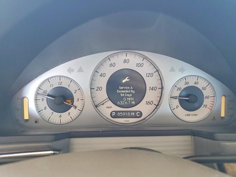 2009 Mercedes-benz E-class VIN WDBUF56X19B432520 COPART salvage auction — MINOR DENT/SCRATCHES, CA - DIS/DLR/EXP ONLY CLEAN TITLE, sold $2,650 on 2026-08-04 (photo 9)