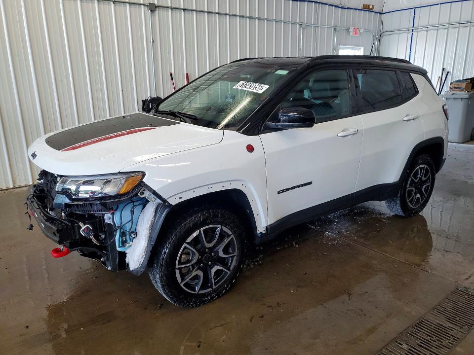 2025 Jeep Compass VIN 3C4NJDDN4ST532681 COPART salvage auction — FRONT END, Fl - Certificate Of Title, sold $9,500 on 2026-07-22 (photo 1)