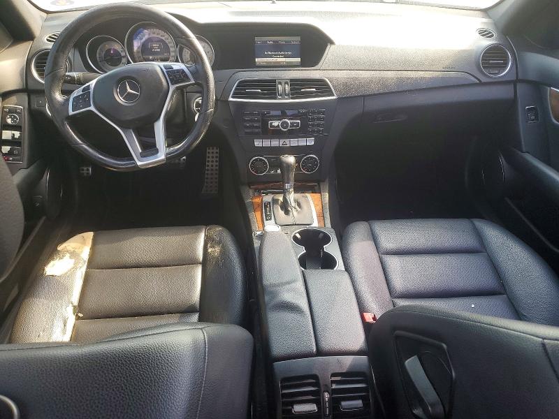2013 Mercedes-benz C-klasse VIN WDDGF8AB3DG106926 COPART salvage auction — REAR END, AL - CERT OF TITLE-SALVAGE TITLE (P), sold $650 on 2026-08-04 (photo 8)