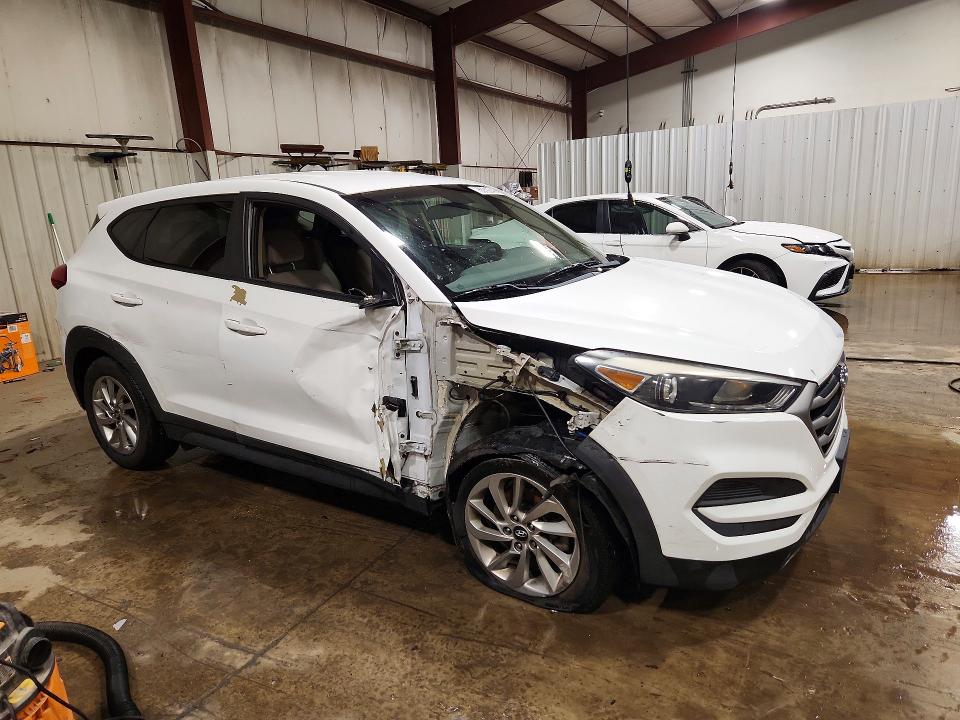 2018 Hyundai Tucson VIN KM8J2CA44JU651042 COPART salvage auction — FRONT END, Pa - Certificate Of Salvage, sold $3,600 on 2026-07-31 (photo 4)