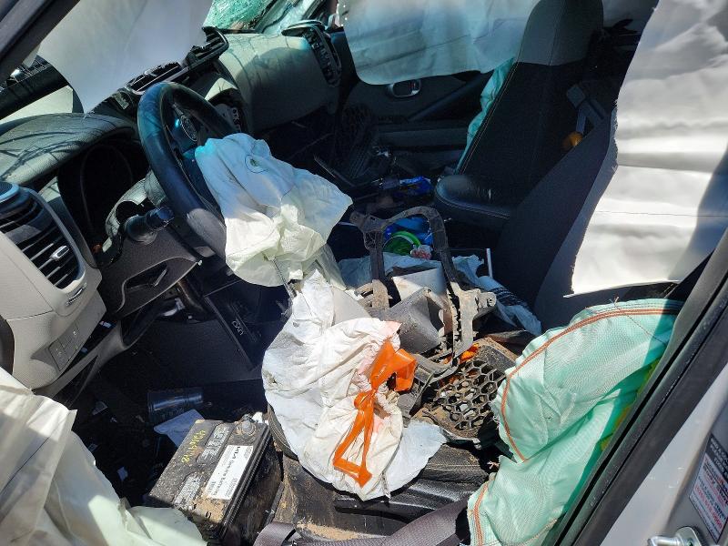 2015 Kia Soul VIN KNDJP3A58F7801979 COPART salvage auction — SIDE, Az - Cert Of Title - Salvage, sold $300 on 2026-07-31 (photo 7)