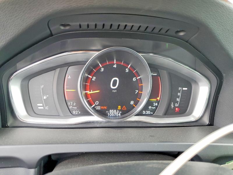 2018 Volvo V60 VIN YV440MWK9J2058483 COPART salvage auction — WATER/FLOOD, Salvage Title, sold $2,400 on 2026-07-22 (photo 9)