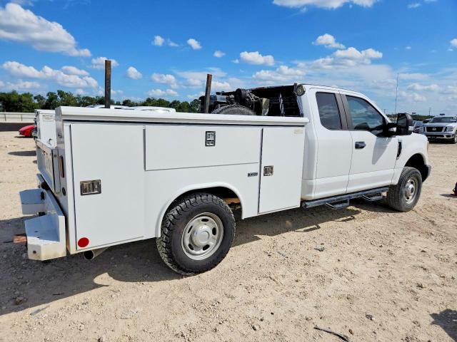 2018 Ford F-250 super duty VIN 1FD7X2B66JEC27135 COPART salvage auction — MINOR DENT/SCRATCHES, TX - CERTIFICATE OF TITLE, sold $10,600 on 2026-07-28 (photo 3)