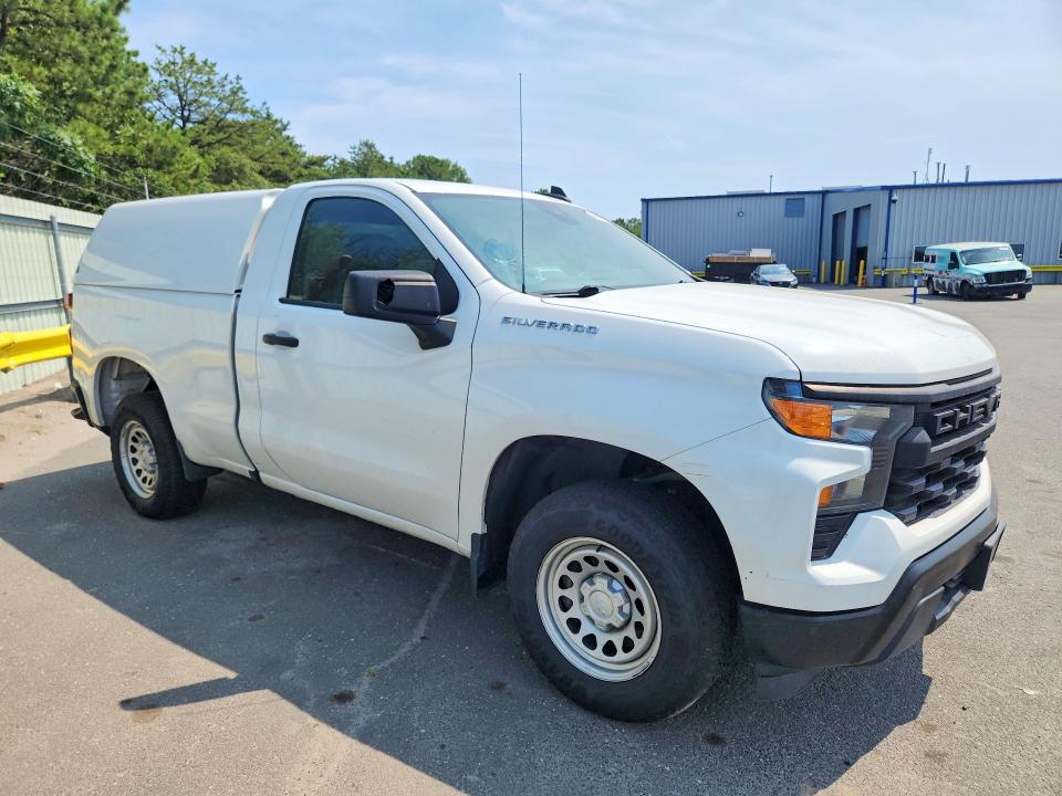 2023 Chevrolet Silverado 1500 VIN 3GCNAAEK6PG339743 COPART salvage auction — MINOR DENT/SCRATCHES, Ny - Certificate Of Title, sold $13,600 on 2026-07-30 (photo 4)