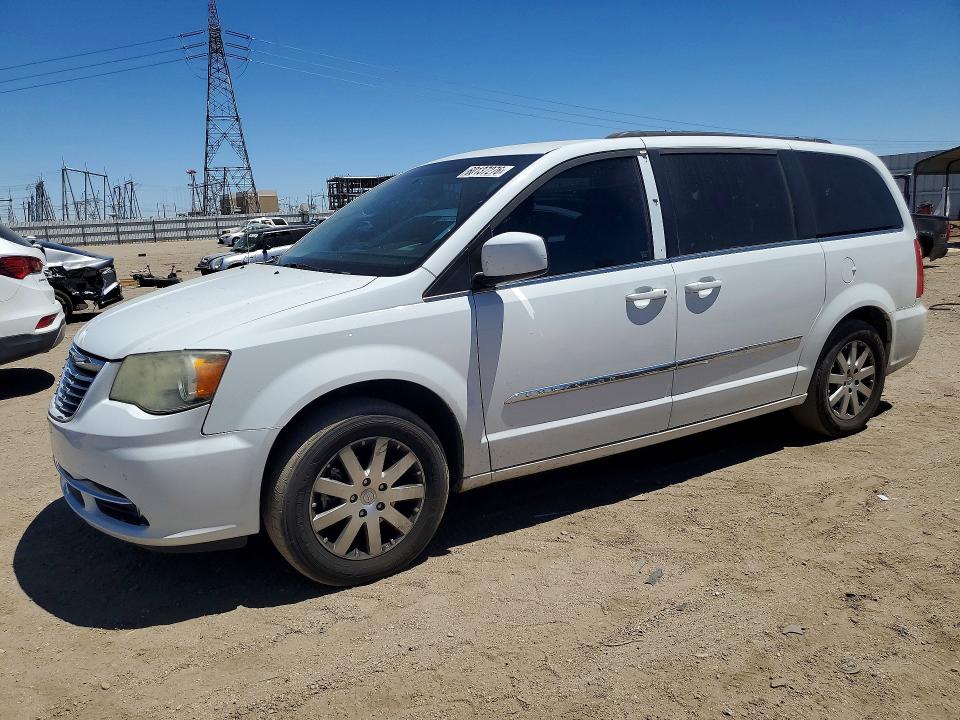 2014 Chrysler Voyager VIN 2C4RC1BG4ER446177 COPART salvage auction — MINOR DENT/SCRATCHES, Ca - Dis/Dlr/Exp Only Clean Title, sold $325 on 2026-07-28 (photo 1)