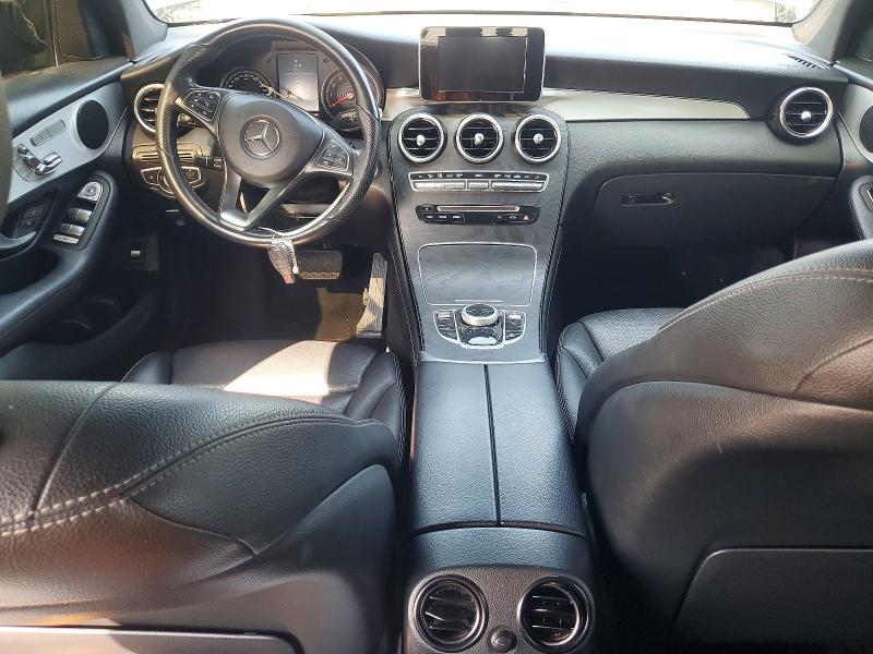 2019 Mercedes-benz Glc VIN WDC0J4KB3KF571320 COPART salvage auction — SIDE, Pa - Dealer Only Clean Title (P), sold $15,800 on 2026-08-03 (photo 8)