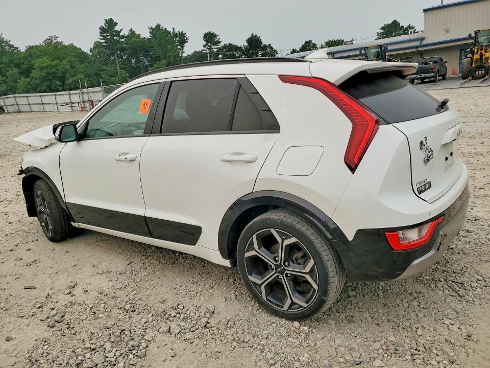 2023 Kia Niro VIN KNDCR3LE1P5044324 COPART salvage auction — ROLLOVER, MA - CERTIFICATE OF TITLE, sold $2,150 on 2026-07-20 (photo 2)