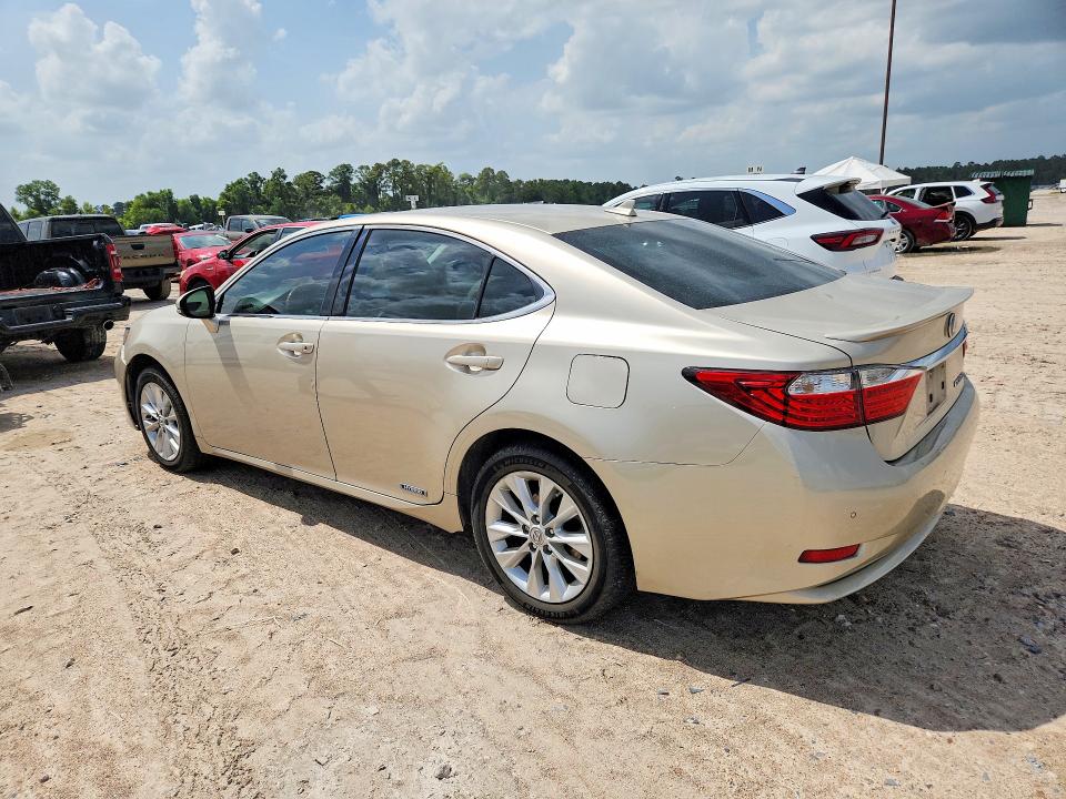 2013 Lexus Es 300h VIN JTHBW1GG7D2008248 COPART salvage auction — NORMAL WEAR, Tx - Certificate Of Title, sold $700 on 2026-07-28 (photo 2)