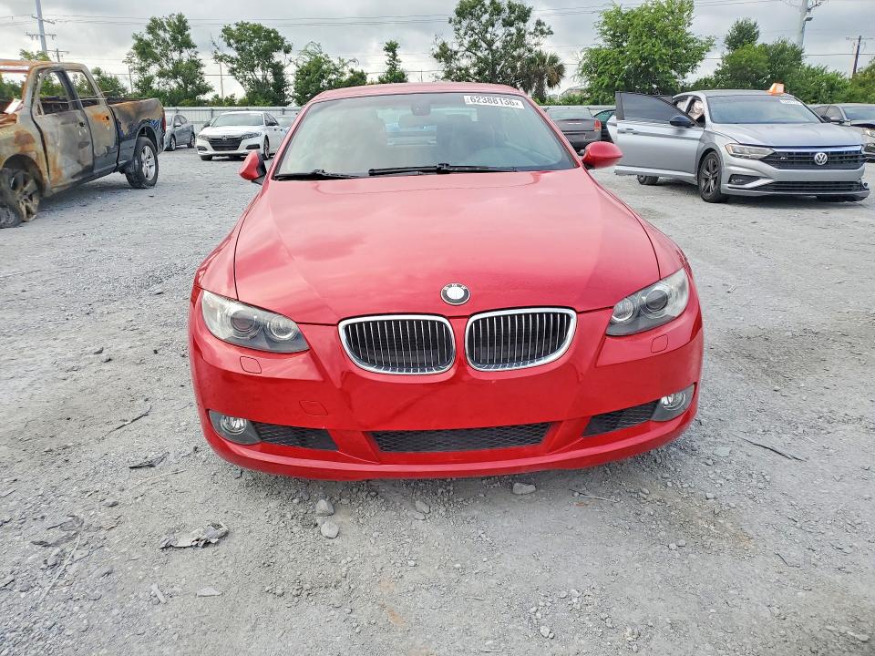 2009 BMW 3er VIN WBAWL13529PX24773 COPART salvage auction — MINOR DENT/SCRATCHES, Fl - Cert Of Title-Slvg Rebld Flood, sold $850 on 2026-08-04 (photo 5)