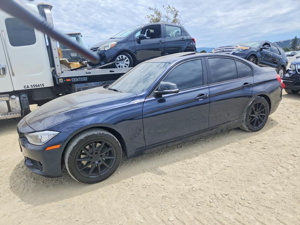 2013 BMW 3er VIN WBA3A5C52DJ461700 COPART salvage auction — SIDE, Ca - Salvage Certificate, sold $1,900 on 2026-08-18 (photo 1)