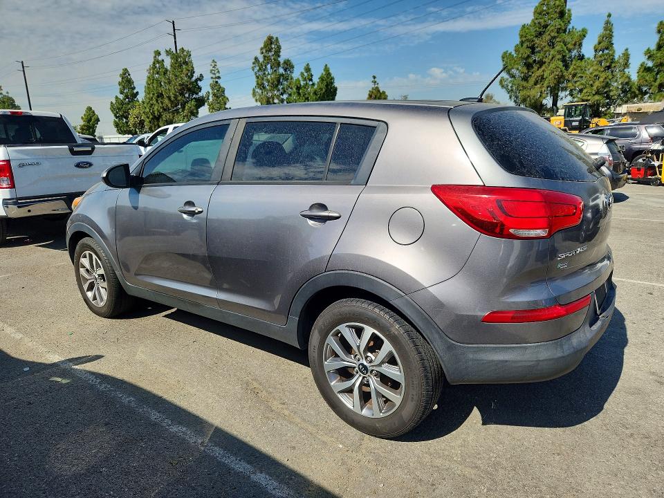 2016 Kia Sportage VIN KNDPB3AC7G7880988 COPART salvage auction — MECHANICAL, Ca - Dis/Dlr/Exp Only Clean Title, sold $825 on 2026-07-28 (photo 2)