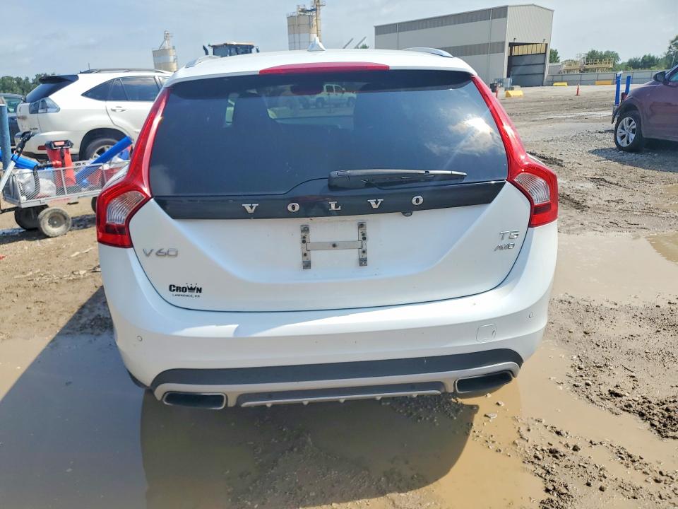 2016 Volvo V60 VIN YV4612HK5G1013353 COPART salvage auction — MECHANICAL, Ks - Certificate Of Title, sold $3,072 on 2026-08-04 (photo 6)