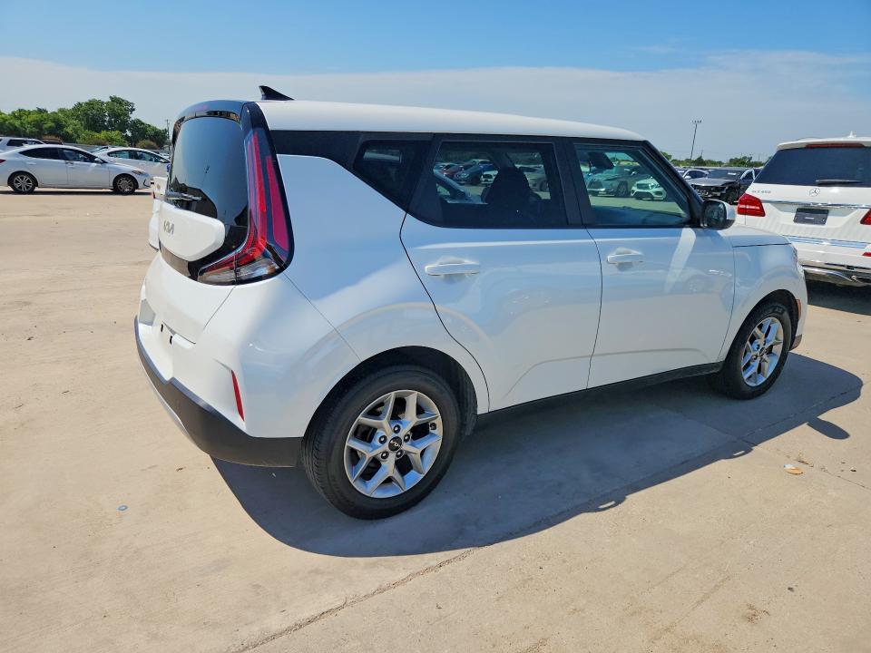2023 Kia Soul VIN KNDJ23AUXP7860720 COPART salvage auction — MECHANICAL, Ct - Clean Title, sold $4,050 on 2026-07-15 (photo 3)