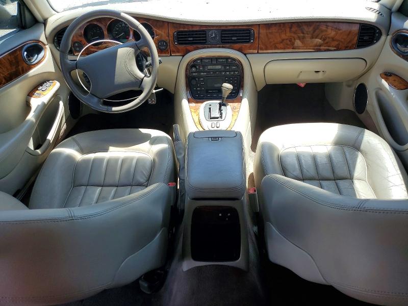 2000 Jaguar Xj series VIN SAJDA14C7YLF16671 COPART salvage auction — MINOR DENT/SCRATCHES, Ca - App For Dup Salvage Or Ac, sold $500 on 2026-07-31 (photo 8)