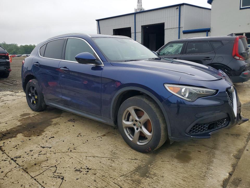 2021 Alfa romeo VIN ZASPAKAN3M7D09967 COPART salvage auction — MECHANICAL, In - Certificate Of Title (P), sold $2,700 on 2026-07-29 (photo 4)