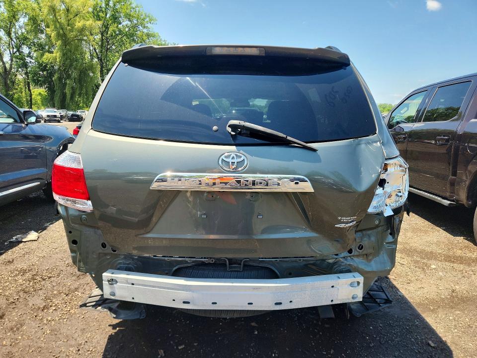 2013 Toyota Highlander VIN 5TDBK3EH5DS209837 COPART salvage auction — REAR END, Ct - Cert Of Title-Salvage, sold $4,450 on 2026-07-17 (photo 6)