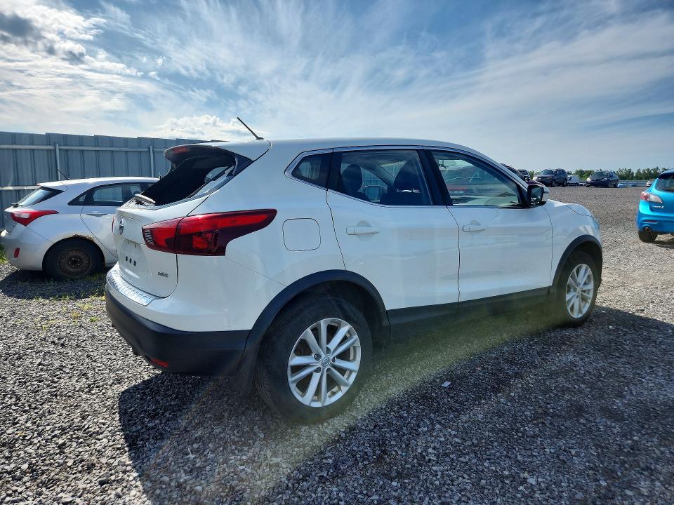 2018 Nissan Rogue sport VIN JN1BJ1CR1JW292359 COPART salvage auction — REAR END, ON - PERMIT NO BRAND - UNFIT, sold $150 on 2026-07-30 (photo 3)
