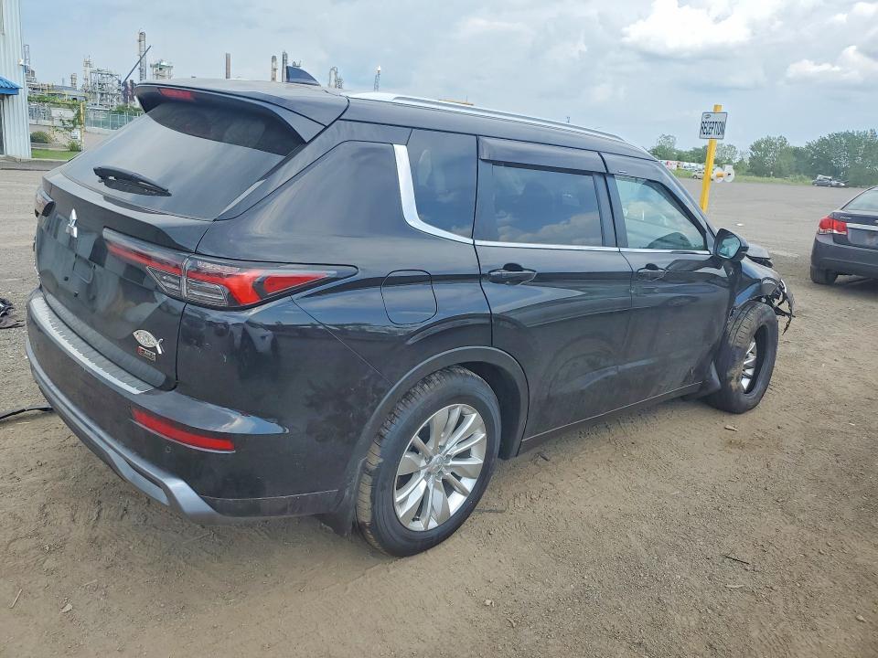 2026 Mitsubishi Outlander VIN JA4J4VAB8TZ607957 COPART salvage auction — FRONT END, Qc - Irrecuperable, sold $5,200 on 2026-09-08 (photo 3)