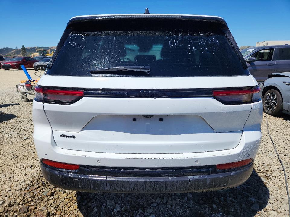 2025 Jeep Grand cherokee VIN 1C4RJHAG8S8699493 COPART salvage auction — SIDE, CA - SALVAGE CERTIFICATE, sold $10,800 on 2026-07-27 (photo 6)