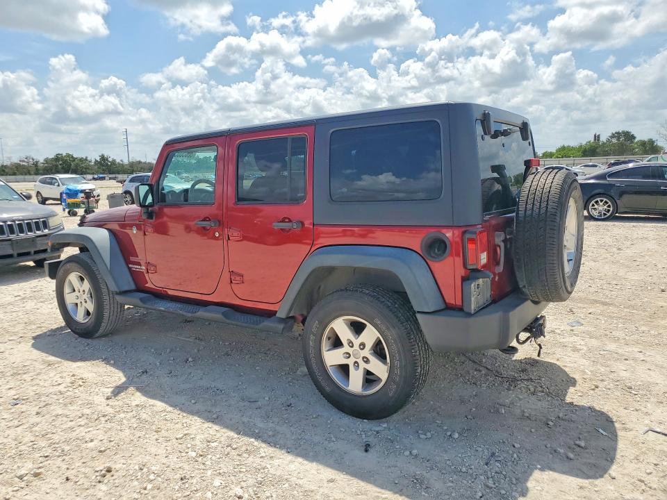 2013 Jeep Wrangler unlimited VIN 1C4BJWDG0DL574005 COPART salvage auction — MECHANICAL, TX - CERTIFICATE OF TITLE, sold $950 on 2026-07-09 (photo 2)