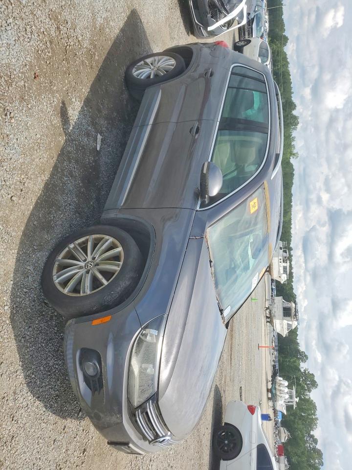 2012 Volkswagen Tiguan VIN WVGAV7AX0CW003956 COPART salvage auction — WATER/FLOOD, Nc - Dealer Only Clean Title, sold $225 on 2026-07-27 (photo 4)