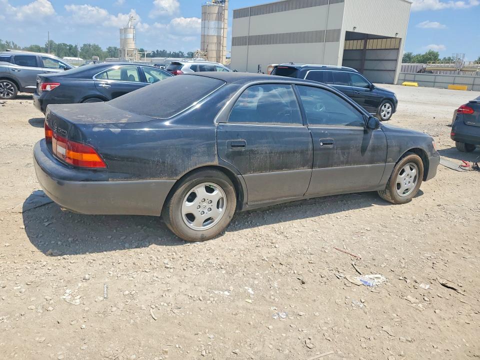1999 Lexus Es 300 VIN JT8BF28G0X0197474 COPART salvage auction — SIDE, Ks - Dealer Only Clean Title, sold $525 on 2026-07-09 (photo 3)