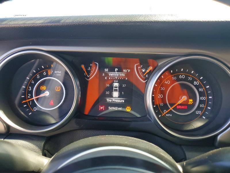 2020 Jeep Gladiator VIN 1C6HJTAG5LL151567 COPART salvage auction — NORMAL WEAR, Hi - Dis/Dlr/Exp Only Salvage Title, sold $8,200 on 2026-07-29 (photo 9)