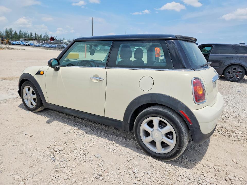 2008 Mini Cooper VIN WMWMF33578TT66280 COPART salvage auction — FRONT END, FL - CERTIFICATE OF TITLE (P), sold $275 on 2026-08-06 (photo 2)
