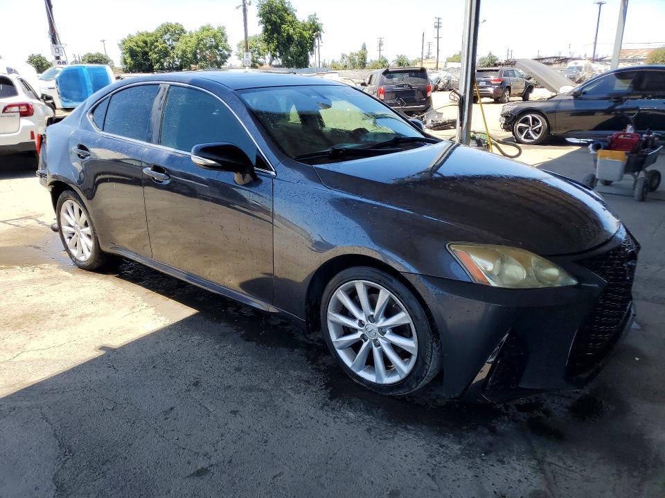 2009 Lexus Is 250 VIN JTHBK262595088453 COPART salvage auction — REAR END, Ca - Salvage Certificate, sold $600 on 2026-07-30 (photo 4)