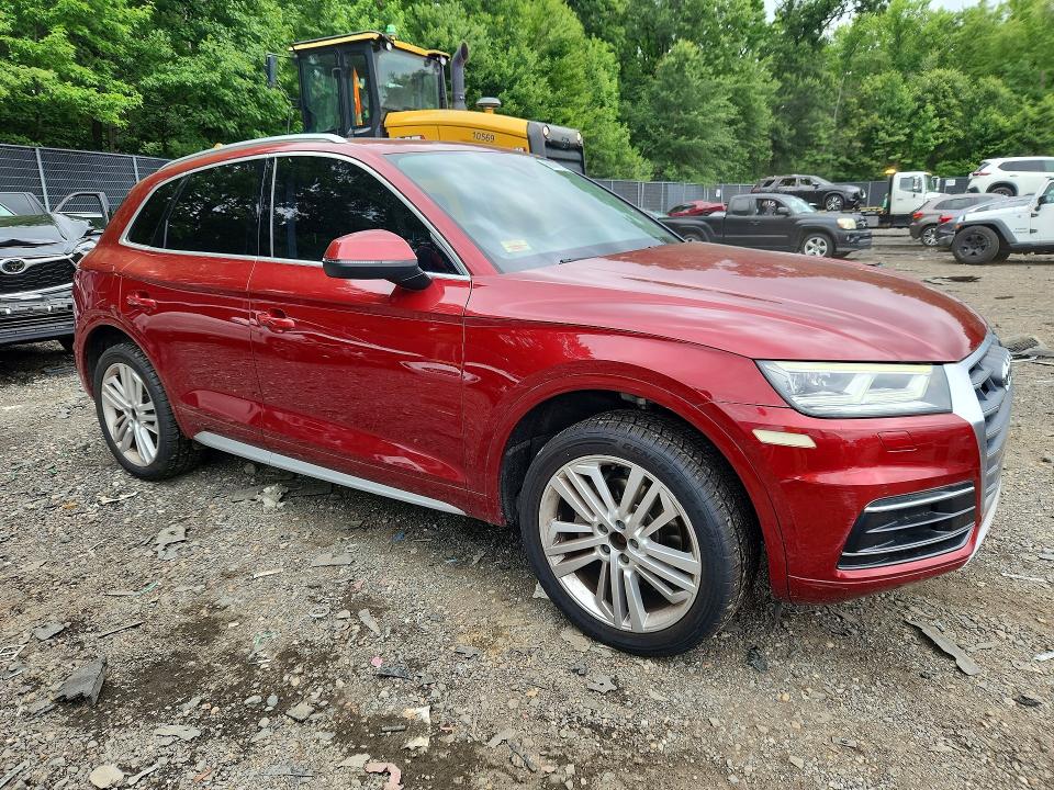 2018 Audi Q5 VIN WA1BNAFYXJ2178883 COPART salvage auction — MINOR DENT/SCRATCHES, MD - CERT OF SALVAGE < 75% DAMAGE, sold $400 on 2026-07-31 (photo 4)