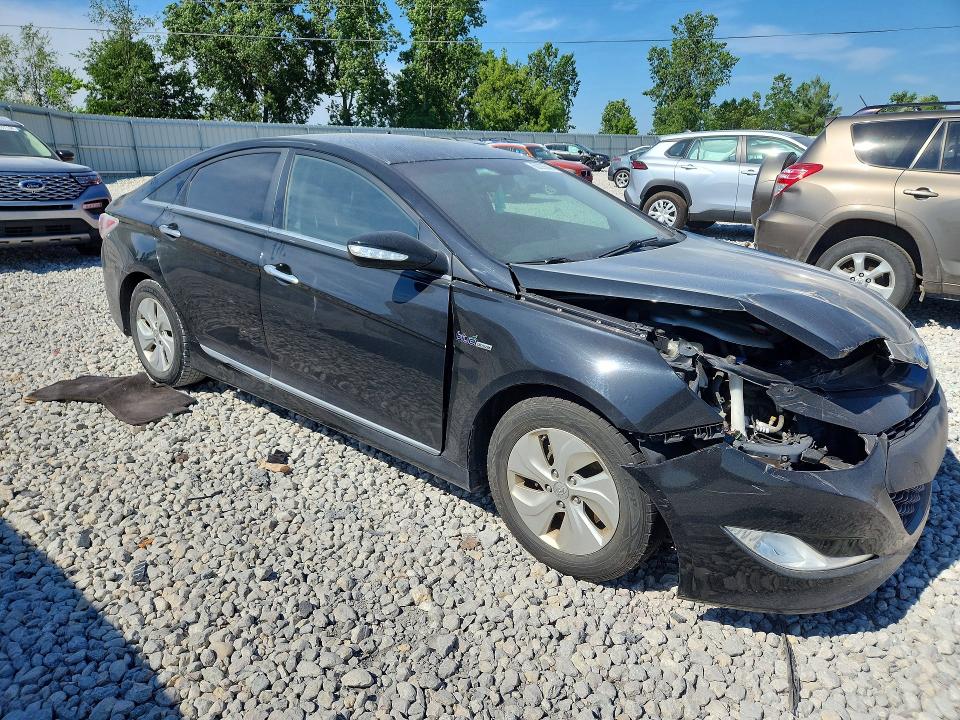 2014 Hyundai Sonata VIN KMHEC4A47EA113849 COPART salvage auction — FRONT END, Mi - Certificate Of Title, sold $200 on 2026-07-16 (photo 4)