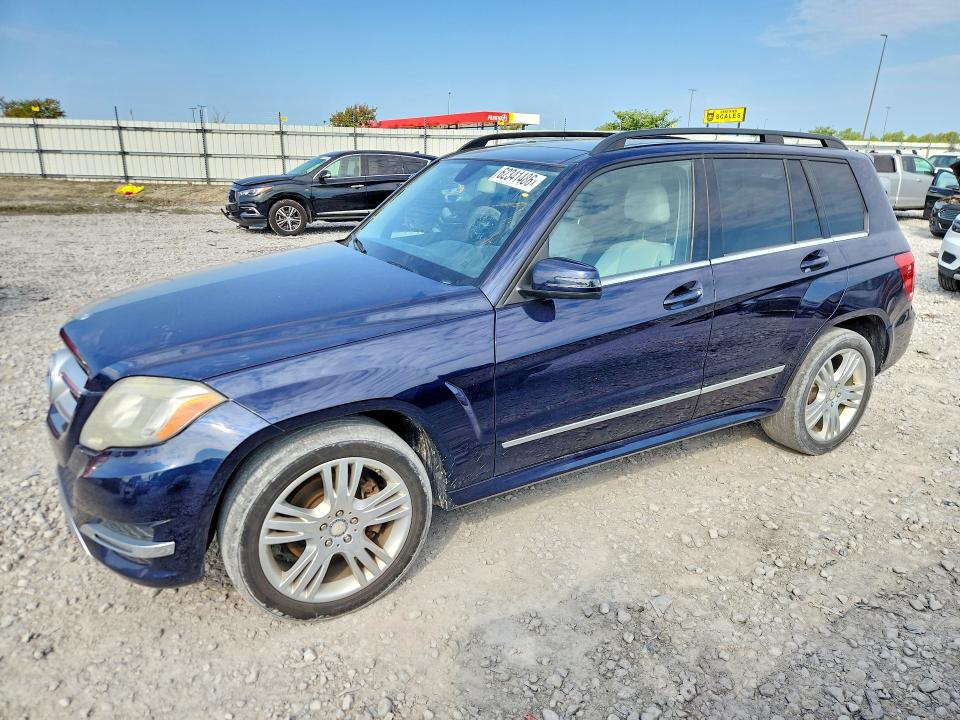 2015 Mercedes-benz Glk-klasse VIN WDCGG8JB1FG391520 COPART salvage auction — MINOR DENT/SCRATCHES, Va - Certificate Of Title (P), sold $4,200 on 2026-08-17 (photo 1)
