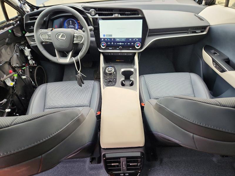 2025 Lexus Rz VIN JTJAAAAB7SA030422 COPART salvage auction — SIDE, NJ - CERT OF TITLE-SALVAGE, sold $14,400 on 2026-08-24 (photo 8)