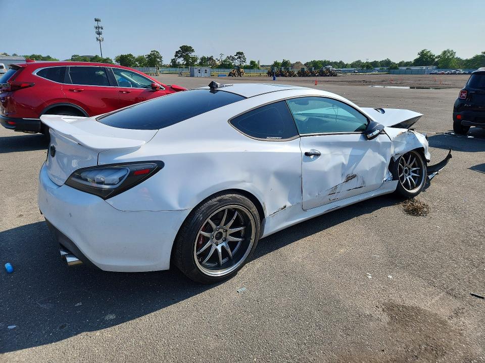 2015 Hyundai Genesis VIN KMHHU6KJ2FU127555 COPART salvage auction — FRONT END, Ny - Certificate Of Title, sold $80 on 2026-07-08 (photo 3)