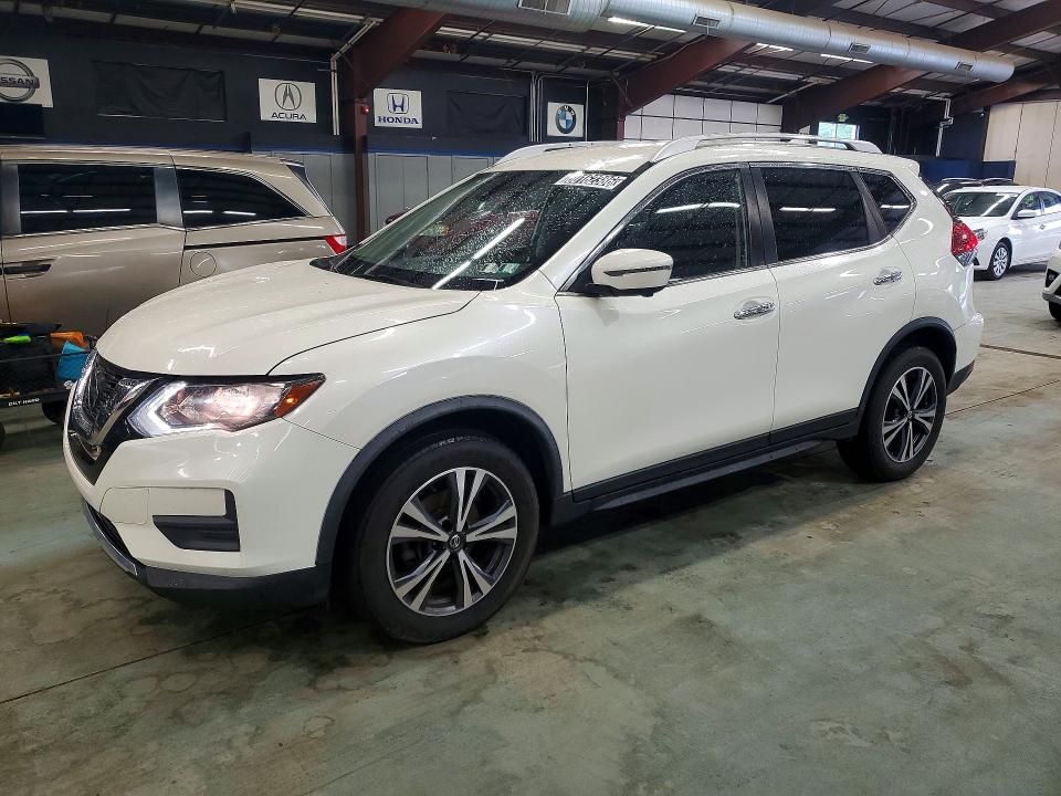 2019 Nissan Rogue VIN JN8AT2MV7KW384988 COPART salvage auction — MINOR DENT/SCRATCHES, Pa - Cert Of Title (P), sold $2,250 on 2026-07-30 (photo 1)