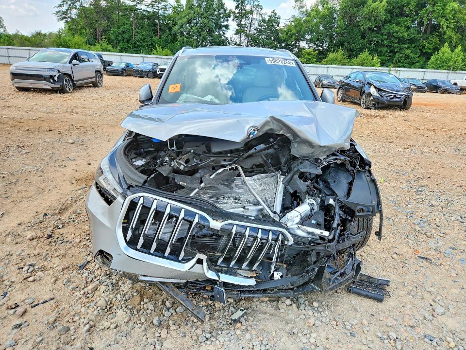 2025 BMW X1 VIN WBX73EF01S5034287 COPART salvage auction — FRONT END, Nc - Certificate Of Title, sold $250 on 2026-08-03 (photo 5)