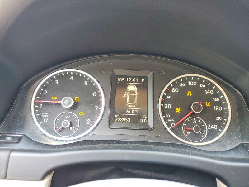 2012 Volkswagen Tiguan VIN WVGBV7AX5CW599621 COPART salvage auction — REAR END, ON - PERMIT NO BRAND - UNFIT, sold $300 on 2026-07-23 (photo 9)