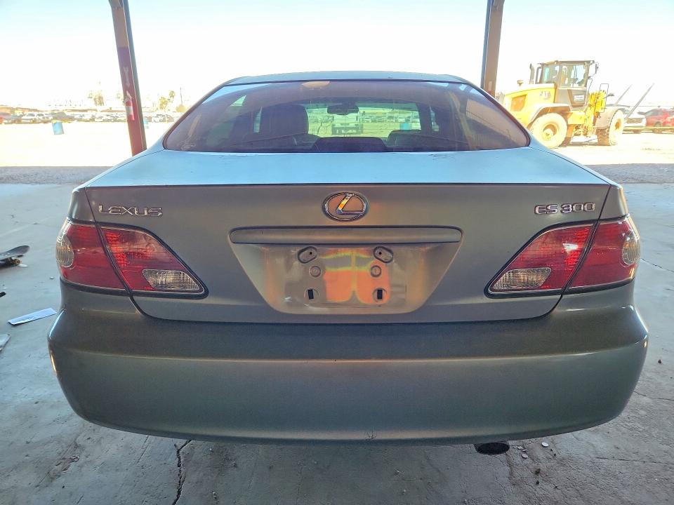 2003 Lexus Es 300 VIN JTHBF30GX30109641 COPART salvage auction — NORMAL WEAR, Az - Certificate Of Title (P), sold $475 on 2026-07-29 (photo 6)