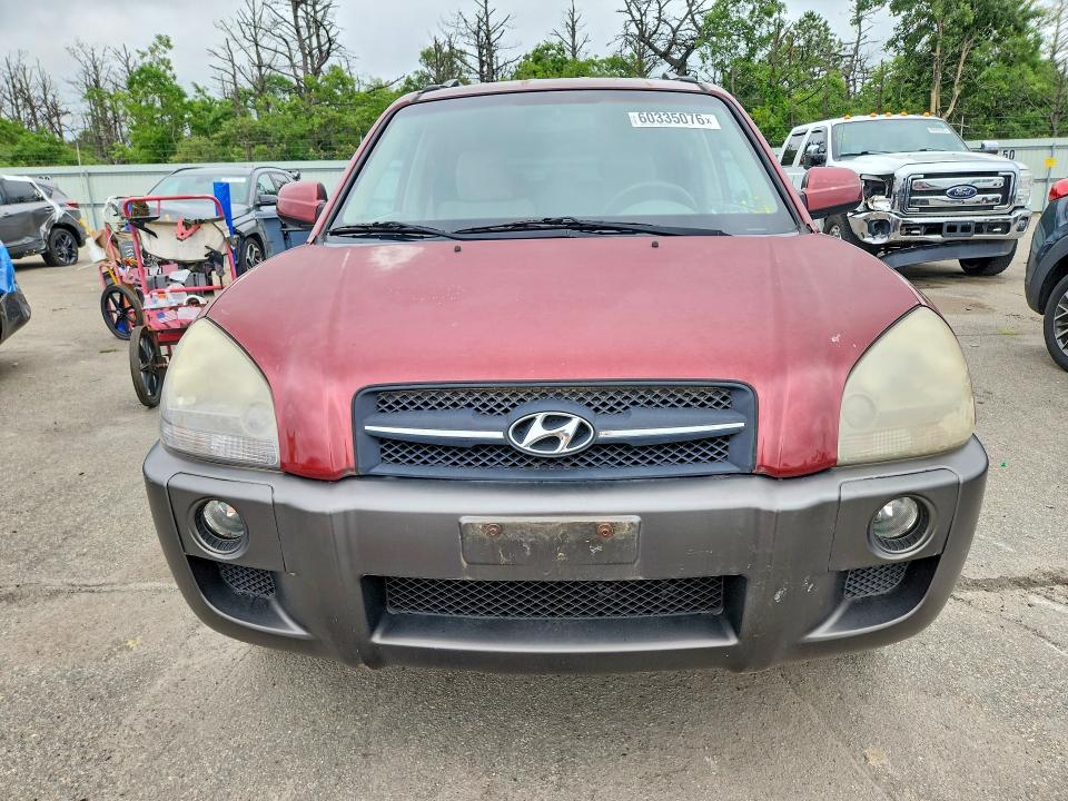 2006 Hyundai Tucson VIN KM8JN72D96U379138 COPART salvage auction — MINOR DENT/SCRATCHES, NY - CERTIFICATE OF TITLE, sold $1,650 on 2026-07-27 (photo 5)