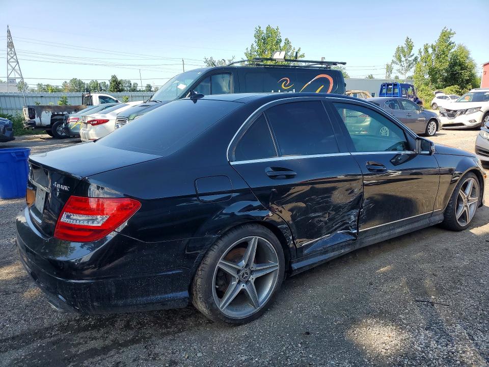 2014 Mercedes-benz C class VIN WDDGF8AB3EA967902 COPART salvage auction — VANDALISM, ON - PERMIT NO BRAND - UNFIT, sold $1,450 on 2026-08-13 (photo 3)