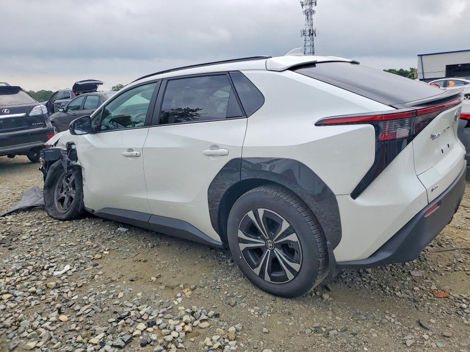 2024 Toyota Bz4x VIN JTMABACA2RA085472 COPART salvage auction — FRONT END, Salvage Title, sold $8,800 on 2026-08-24 (photo 2)